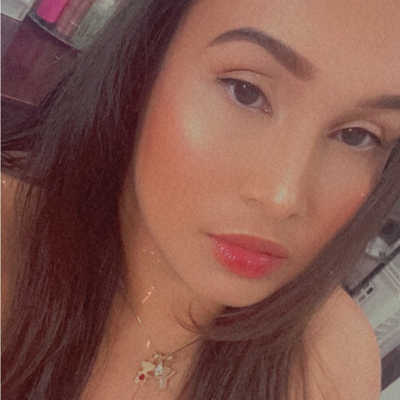leili_velasquez